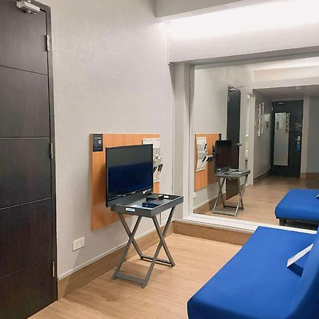 פאסאי Selah Pods Hotel Manila מראה חיצוני תמונה