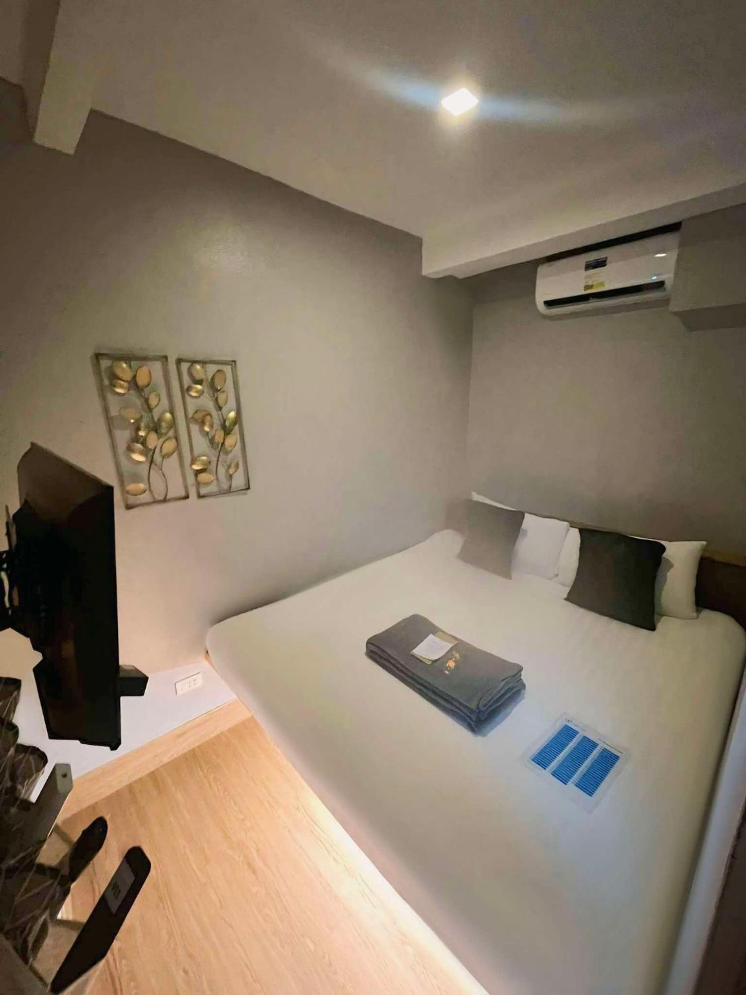 פאסאי Selah Pods Hotel Manila מראה חיצוני תמונה