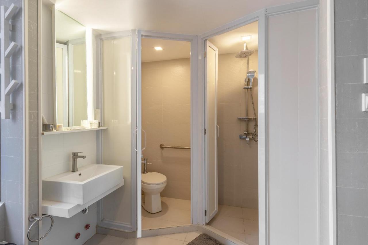 פאסאי Selah Pods Hotel Manila מראה חיצוני תמונה