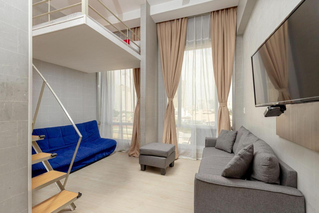 פאסאי Selah Pods Hotel Manila מראה חיצוני תמונה